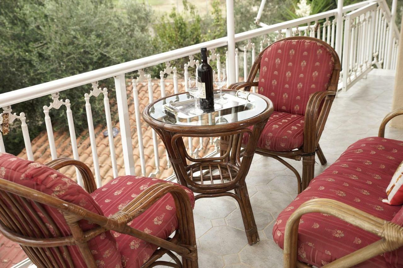 Nikitas Apartment 卡纳里奥 外观 照片
