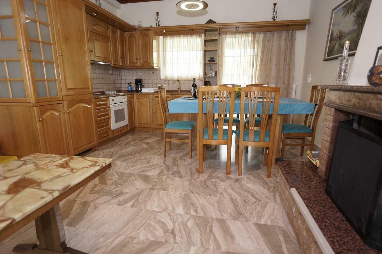 Nikitas Apartment 卡纳里奥 外观 照片
