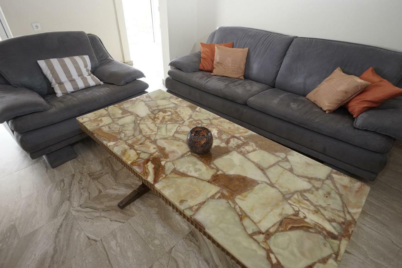 Nikitas Apartment 卡纳里奥 外观 照片