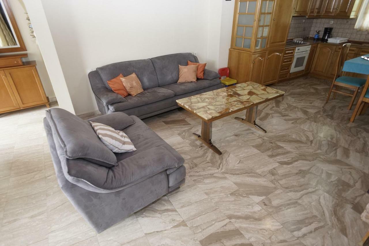 Nikitas Apartment 卡纳里奥 外观 照片